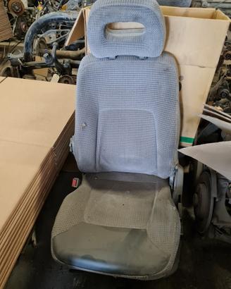 Sedile anteriore sx MITSUBISHI PAJERO del 1997