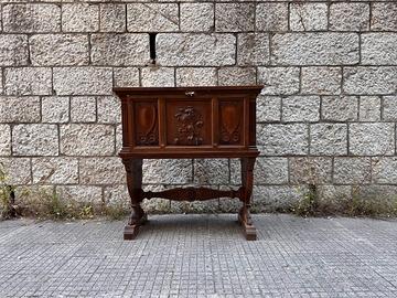 Antico Secretaire