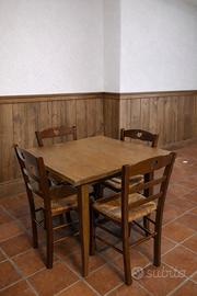 stock tavoli e sedie per ristoranti