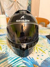 Casco Shark