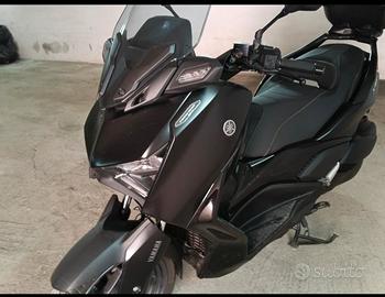 Yamaha XMAX 300 Tech Max 