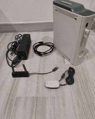 Xbox 360 + 3 controller + 14 giochi (Skyrim, Fallo