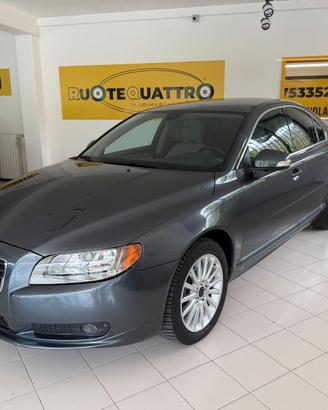 Volvo S80 2.4 D5 185cv 4x4 manuale