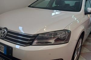 VOLKSWAGEN Passat 1ª/2ª/3ª/4ª - 2014