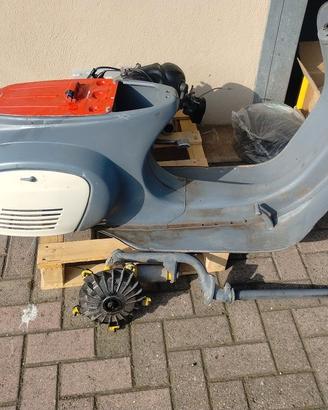 Piaggio Vespa 50 special 4 M  V5B3T