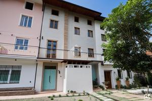 VILLA A SCHIERA A TARCENTO