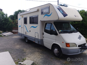 Camper rimor mansardato