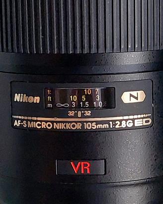 Nikon AF-S 105mm f/2.8 G ED VR Micro 