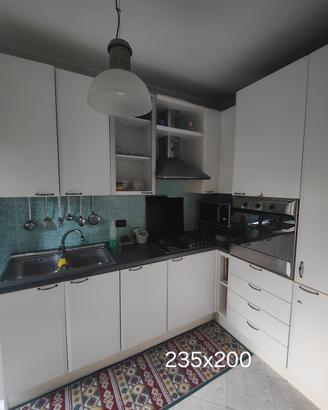 Cucina angolare Berloni completa, buone condizioni