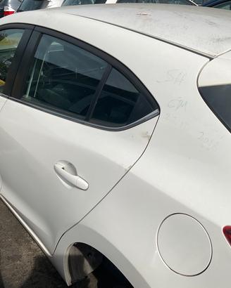 FIANCATA COMPLETA SX MAZDA 3 2018