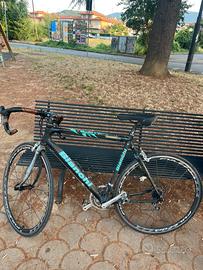 Bianchi Via Nirone 7- Ruote Fulcrum-