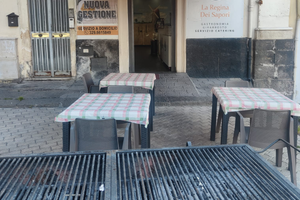 Vendita attività di gastronomia e polleria