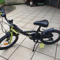 bici bicicletta bambino btwin dark hero 16"
