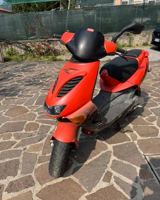 Scooter Aprilia SR stealth 50