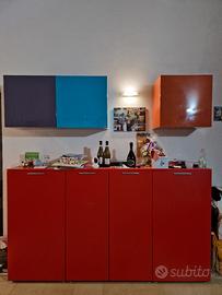 credenza rossa