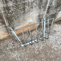 MANGIATOIA PORTA FIENO