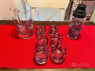 Brocca, shaker e 6 bicchieri stile liberty.