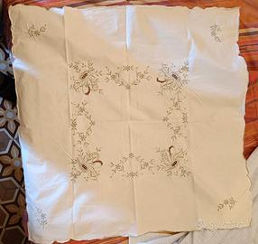 tovaglia ricamata 80 x 80 cm + 12 tovaglioli
