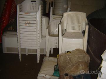 Sedia plastica bianca