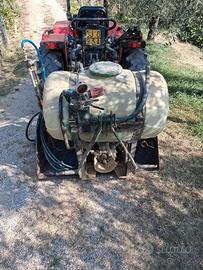 pompa per irrorazione vigna olivi