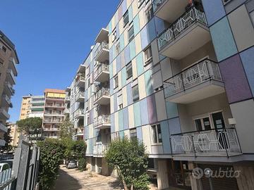 Bari Poggiofranco - Ampio Appartamento di 145mq