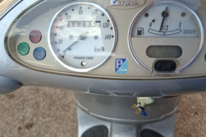 Vespa 150 et4