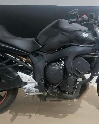 Yamaha FZ6 s1