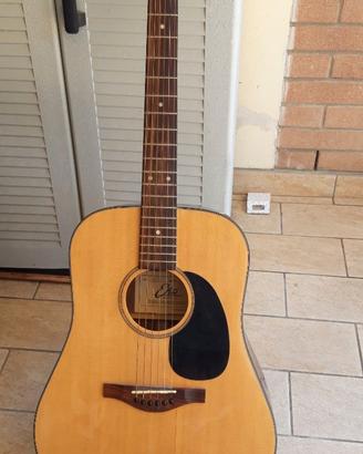 chitarra acustica