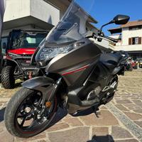 HONDA Integra 750 750