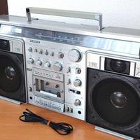 stereo radio Sanyo m-x 920