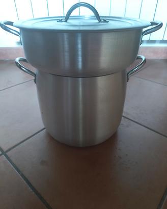 Pentola per cottura a vapore Vintage in alluminio.