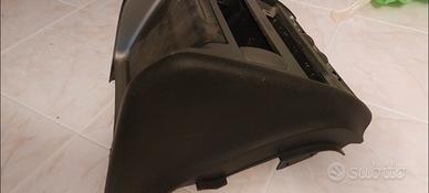 tunnel centrale Seat Leon 2004 con stereo 