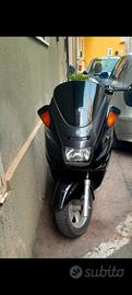 Yamaha Majesty 250 prima serie con ABS