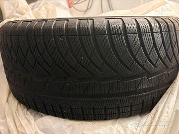 Gomme auto michelin pilot alpin 245 45 r18 100v