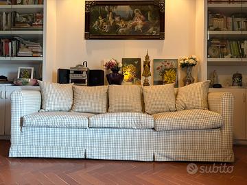 Divano letto matrimoniale