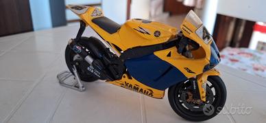 Moto Gp Yamaha YZR M1 2006 Valentino Rossi