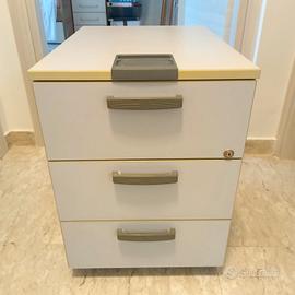 Cassettiera con ruote