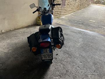 Moto Suzuki marauder custom