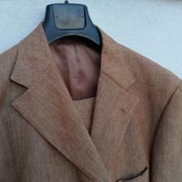 Costume di uomo in lino 