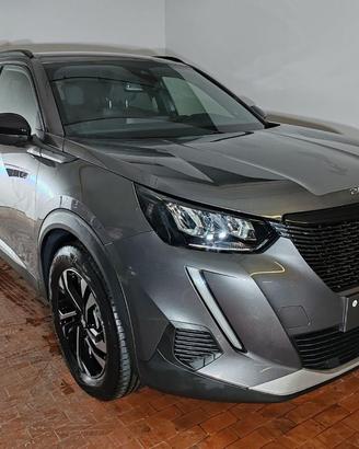 PEUGEOT 2008 1.2 130cv Allure EAT8 + Navi + Came