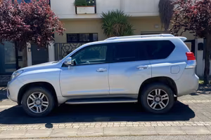 Toyota land cruiser 150