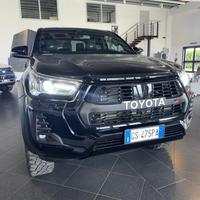 Toyota Hilux 2.8 D-4D A/T GR SPORT IVA ESPOSTA my2