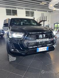 Toyota Hilux 2.8 D-4D A/T GR SPORT IVA ESPOSTA my2