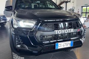 Toyota Hilux 2.8 D-4D A/T GR SPORT IVA ESPOSTA my2