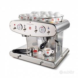 macchina caffe e capsule 