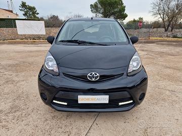 Toyota Aygo 1.0 12V VVT-i 5 porte Connect