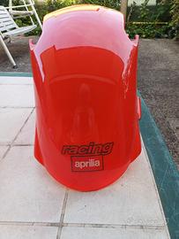 parafango rosso per scooter Aprilia
