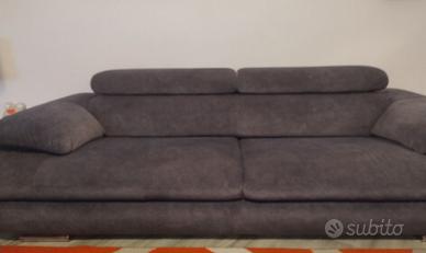 Divano 3 posti con testata regolabile