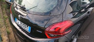 Peugeot 208 BlueHDi 75 5 porte Allure