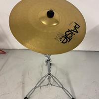 Crash paiste e asta